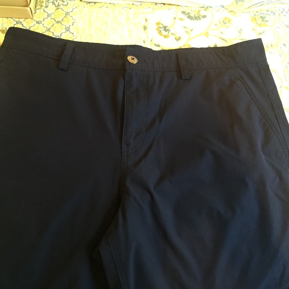 2 pair of 32 Degrees Performance Shorts 36